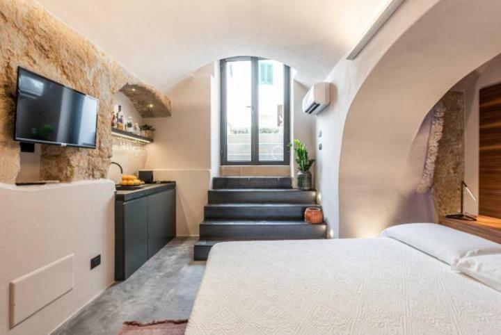 Borgo Albergo 35 Relax & Spa Монополи Экстерьер фото